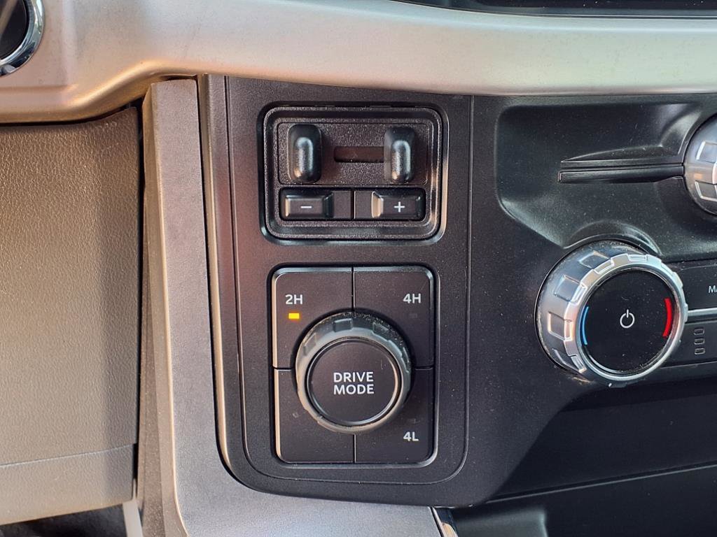 Certified 2022 Ford F150 XLT w/ Equipment Group 302A High image 10