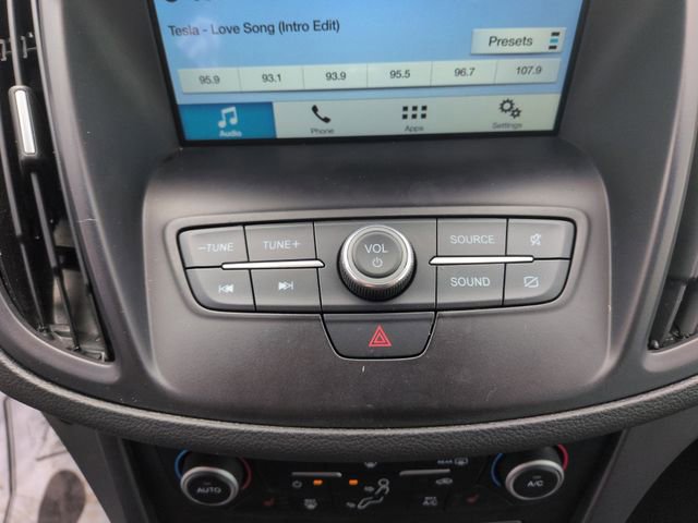 Certified 2019 Ford Escape SE image 31