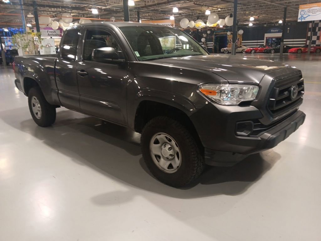 Used 2021 Toyota Tacoma SR AWD/4WD image 4