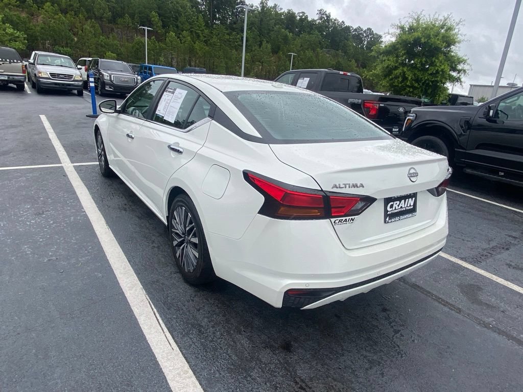 Used 2023 Nissan Altima 2.5 SV FWD image 5