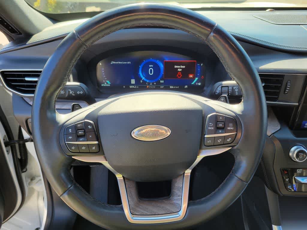 Certified 2020 Ford Explorer Platinum w/ Premium Technology Package AWD/4WD image 21