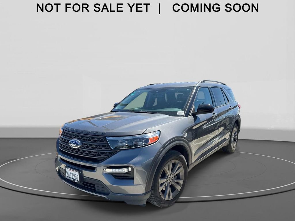 Certified 2023 Ford Explorer XLT w/ Equipment Group 202A RWD image 1