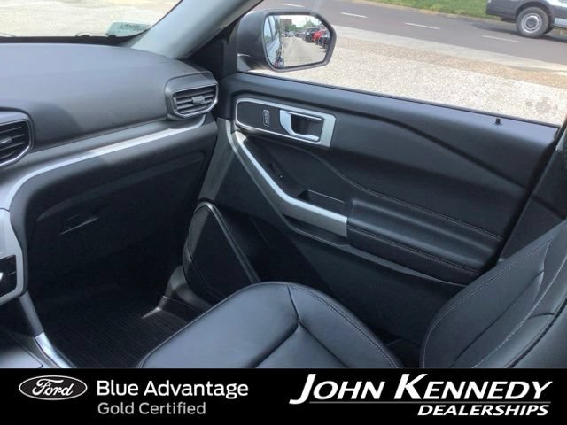 Certified 2023 Ford Explorer XLT w/ Equipment Group 202A AWD/4WD image 22