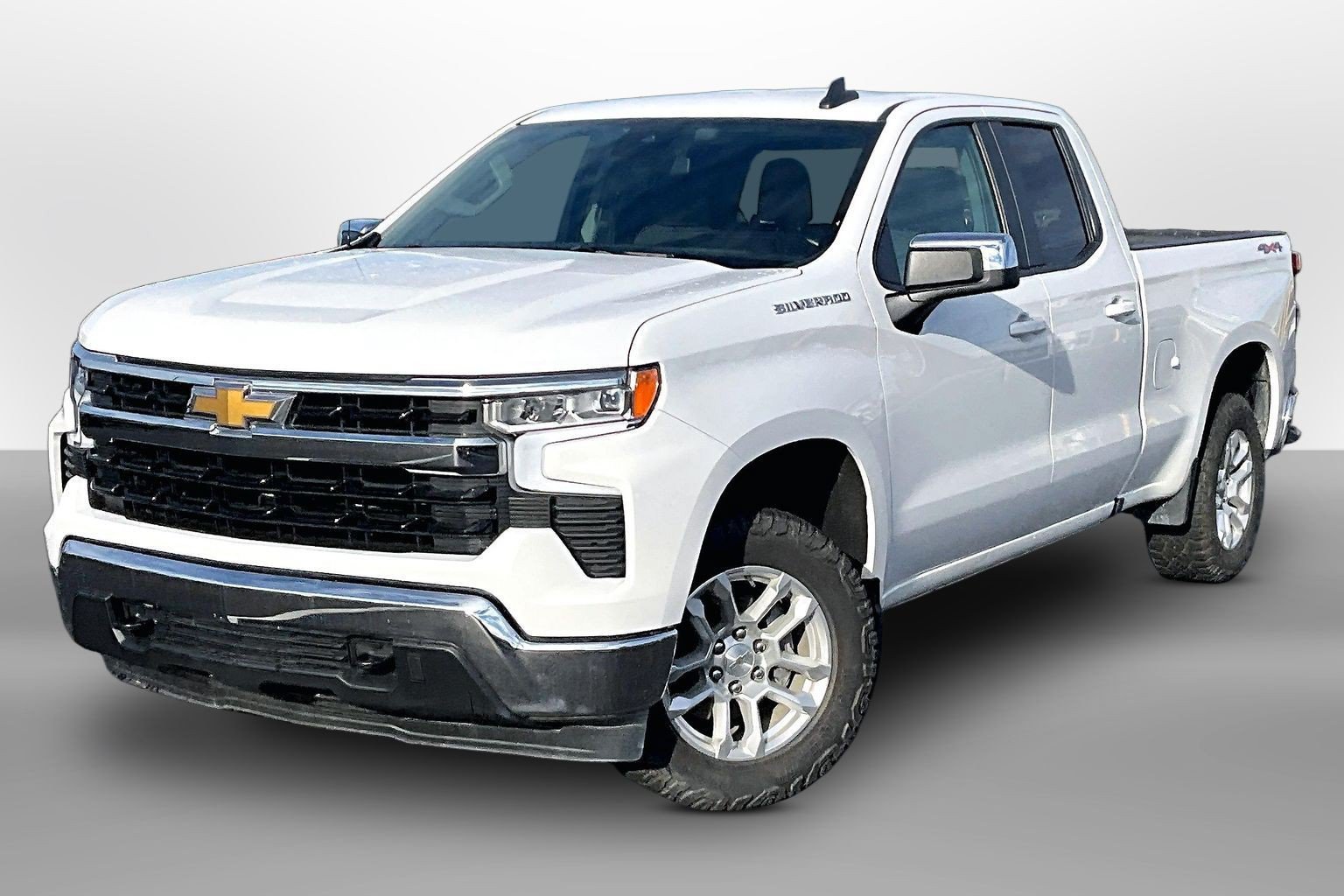 Used 2023 Chevrolet Silverado 1500 LT AWD/4WD image 13