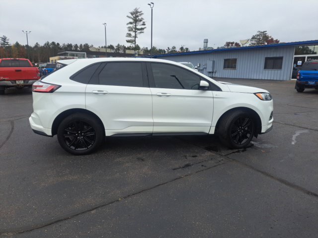 Certified 2022 Ford Edge ST-Line AWD/4WD image 9