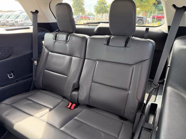 Certified 2025 Ford Explorer Active w/ Active Comfort Package RWD image 25