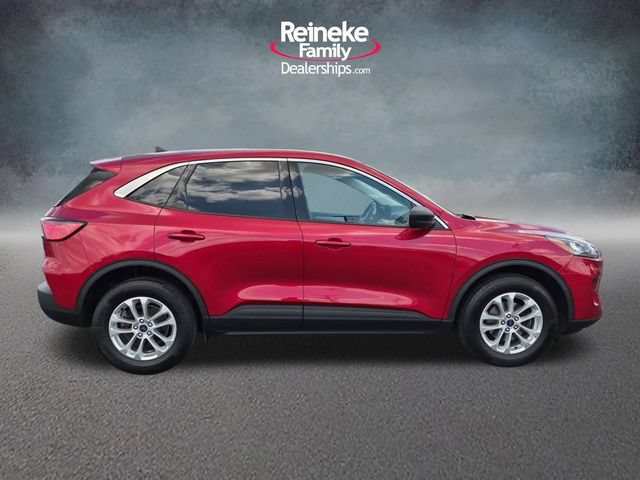 Certified 2022 Ford Escape SE w/ Cold Weather Package AWD/4WD image 4