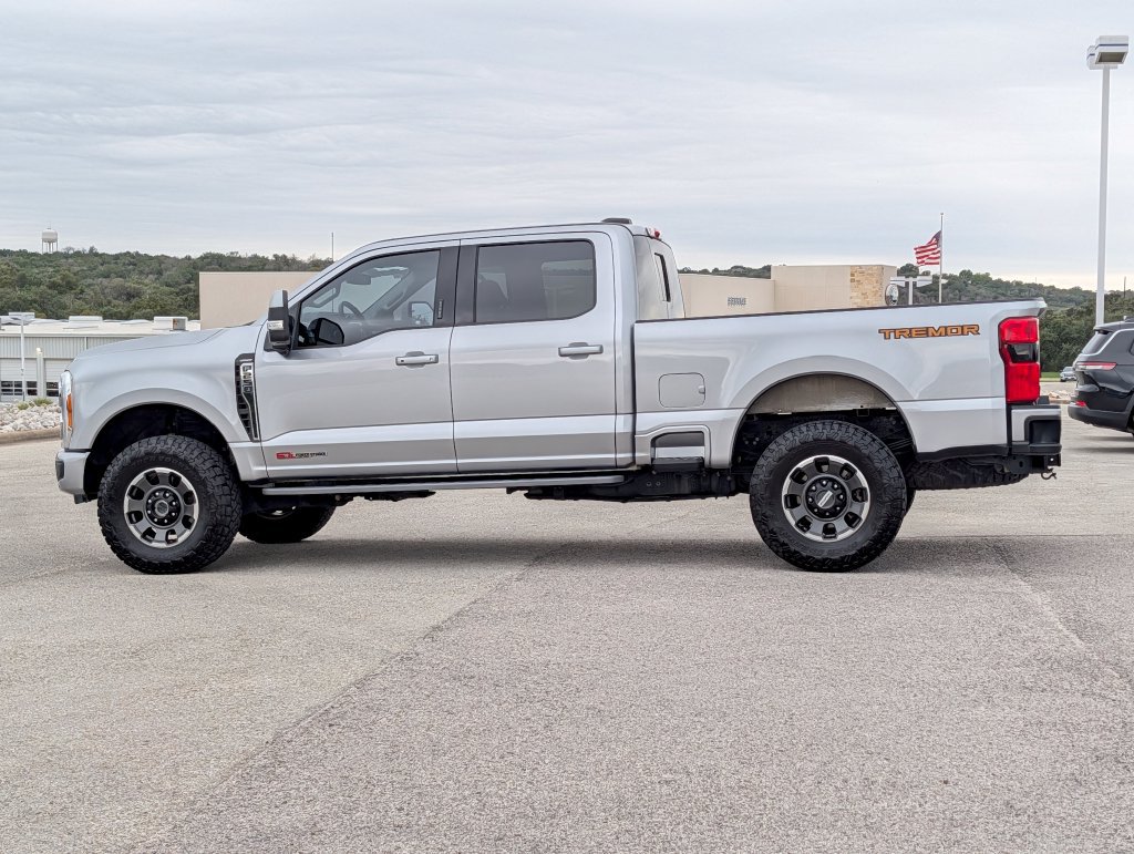 Certified 2023 Ford F250 Lariat w/ Lariat Ultimate Package AWD/4WD image 5