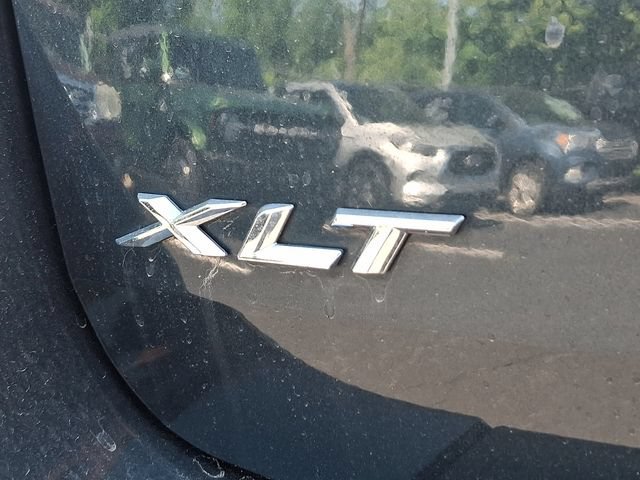 Certified 2022 Ford Explorer XLT w/ Equipment Group 202A AWD/4WD image 35