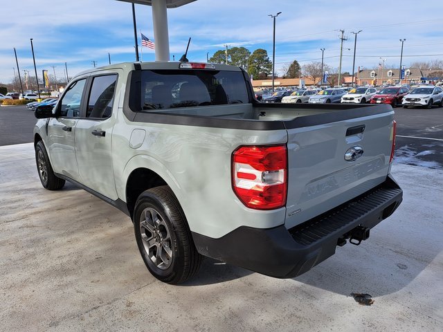 Certified 2024 Ford Maverick XLT image 2