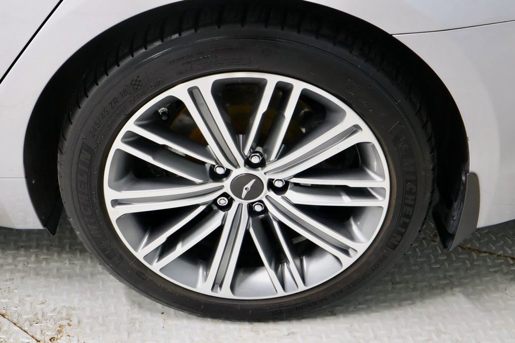 Used 2018 Genesis G80 3.8 w/ Option Group 03 AWD/4WD image 19