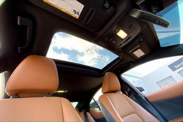 Used 2022 Lexus IS 300 w/ Premium Package image 13