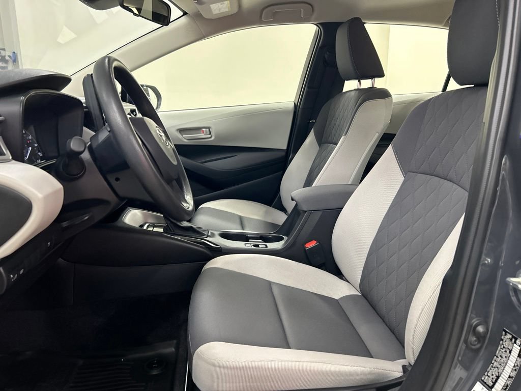 Used 2023 Toyota Corolla LE w/ LE Convenience Package FWD image 8