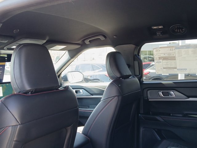 Certified 2025 Ford Explorer ST-Line w/ Premium Package AWD/4WD image 23