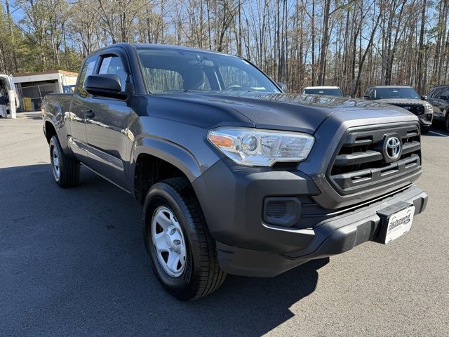 Used 2017 Toyota Tacoma SR image 7