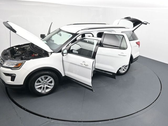 Certified 2019 Ford Explorer XLT w/ Equipment Group 201A AWD/4WD image 39