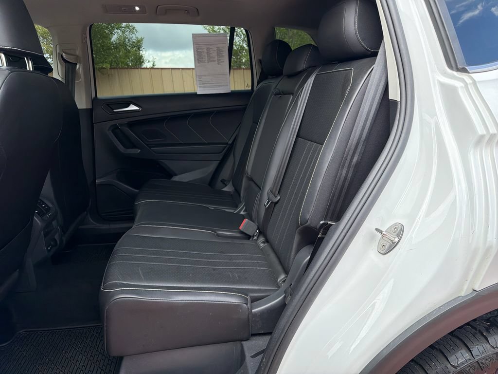 Used 2022 Volkswagen Tiguan SE AWD/4WD image 23