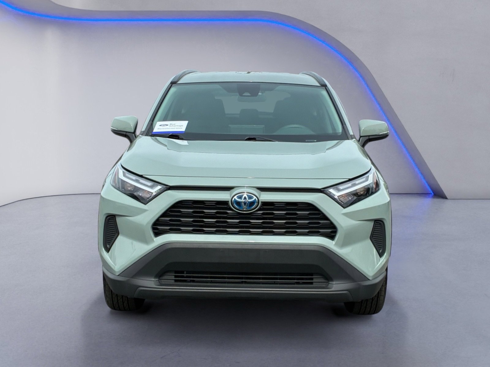 Used 2023 Toyota RAV4 XLE AWD/4WD image 8