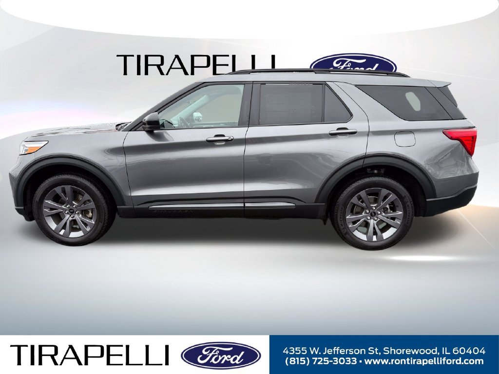 Certified 2023 Ford Explorer XLT w/ Equipment Group 202A AWD/4WD image 2