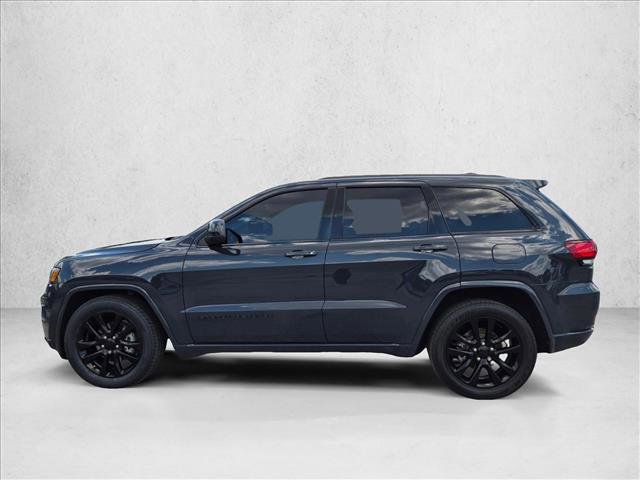 Used 2018 Jeep Grand Cherokee Altitude RWD image 9