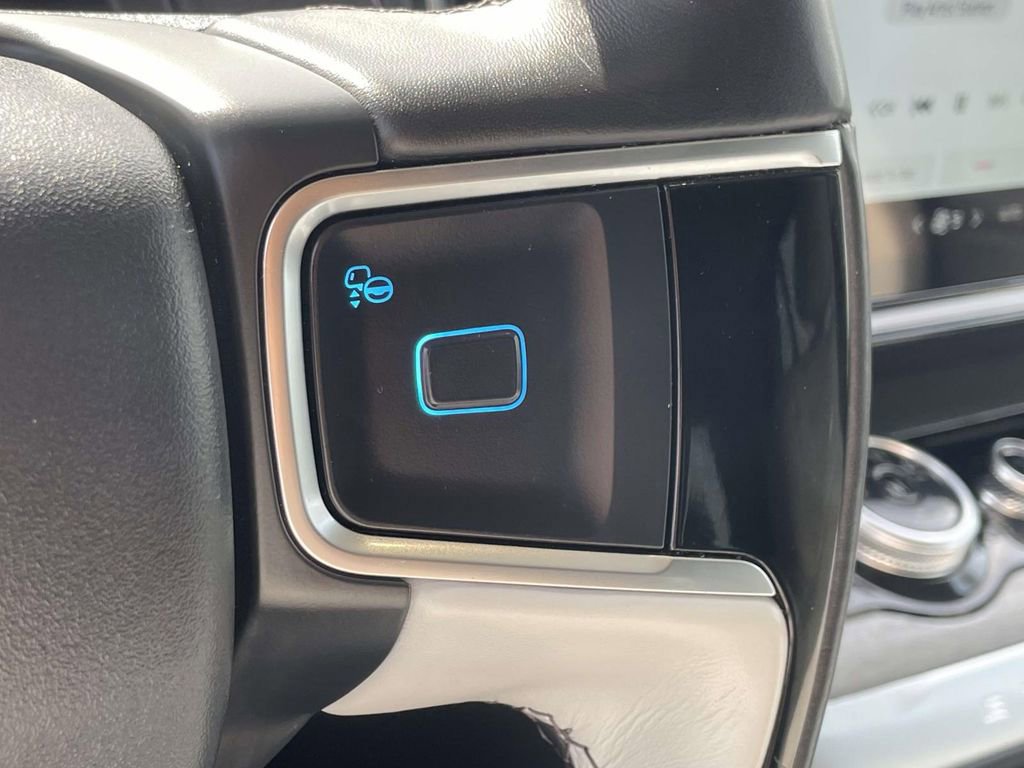 Certified 2025 Ford Expedition Platinum image 13