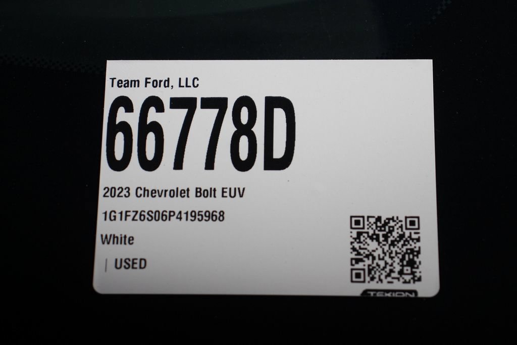 Used 2023 Chevrolet Bolt EUV Premier w/ Sun & Sound Package FWD image 30
