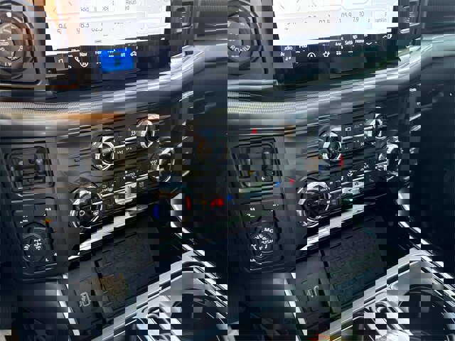 Certified 2025 Ford F150 Raptor image 32