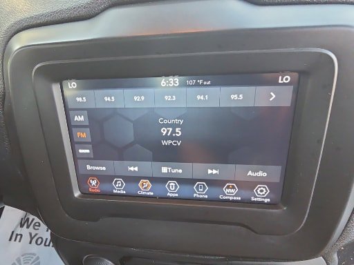 Used 2021 Jeep Renegade Sport FWD image 4