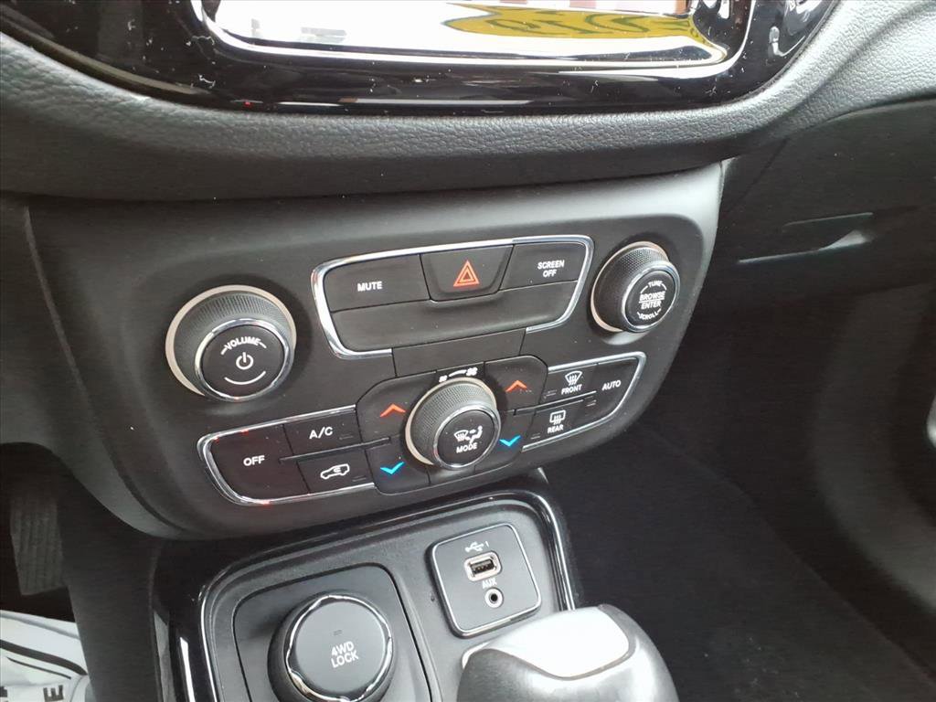 Used 2019 Jeep Compass Limited image 20