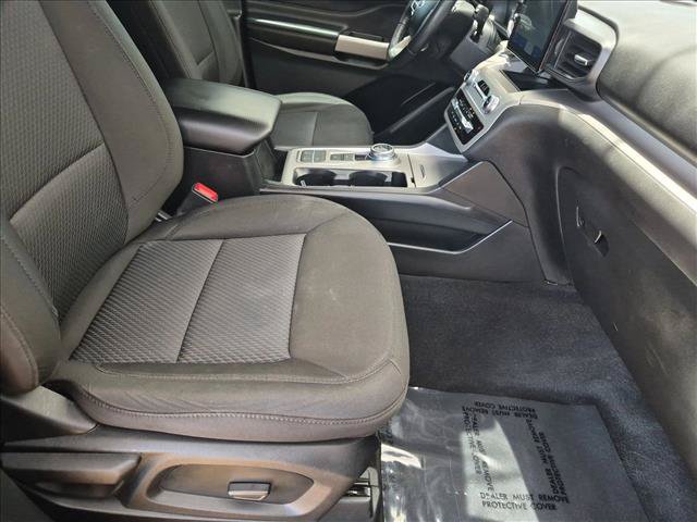 Certified 2023 Ford Explorer XLT RWD image 21