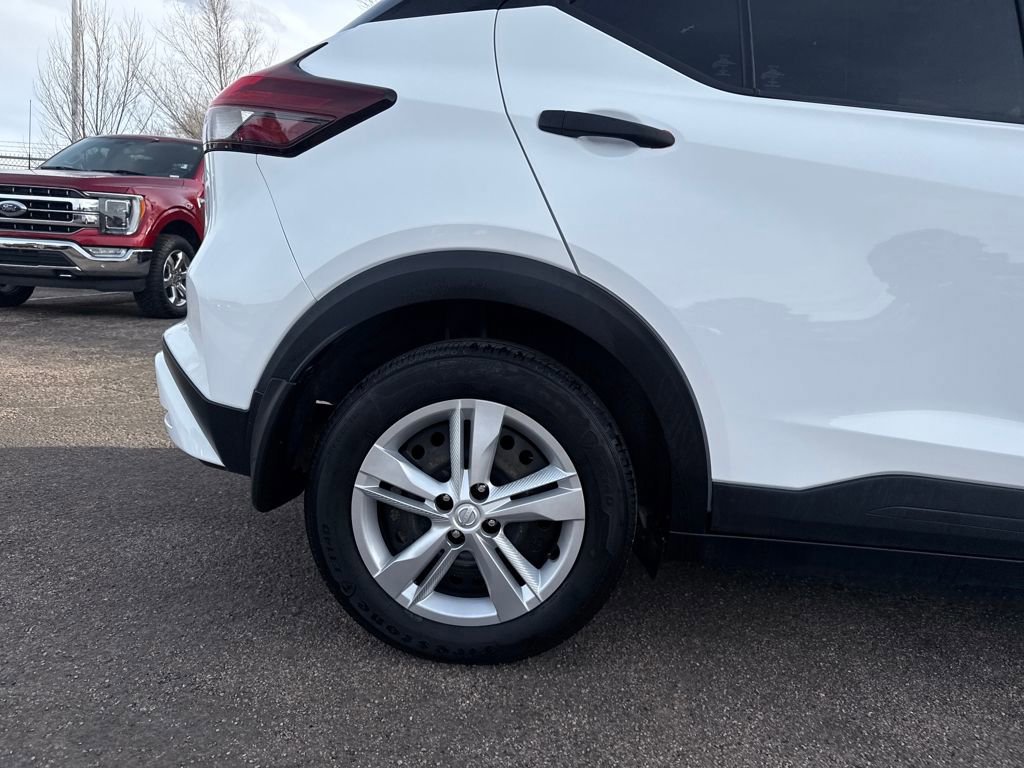 Used 2022 Nissan Kicks S w/ Interior Electronics Package image 28