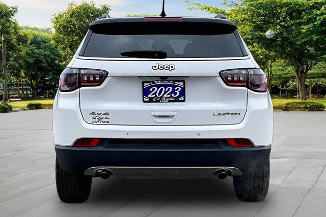Used 2023 Jeep Compass Limited image 3