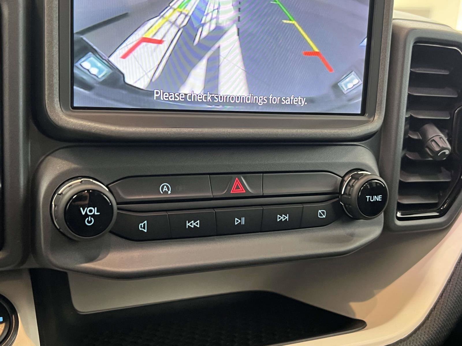 Certified 2024 Ford Bronco Sport Heritage w/ Heritage Convenience Package image 30