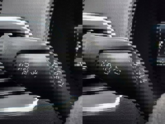 Certified 2024 Ford Edge Titanium w/ Equipment Group 301A image 21