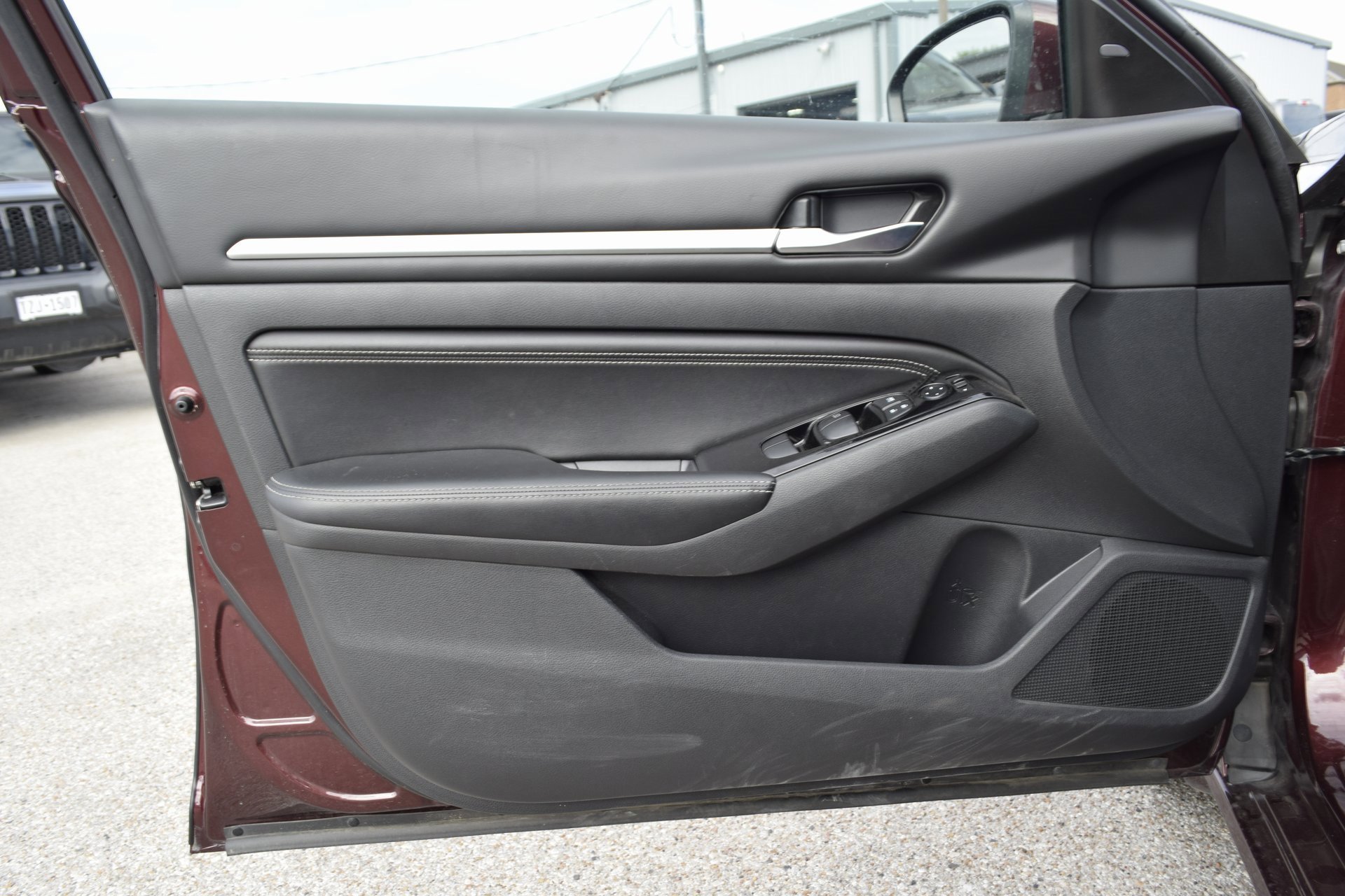 Used 2023 Nissan Altima 2.5 SV w/ SV Premium Package image 20