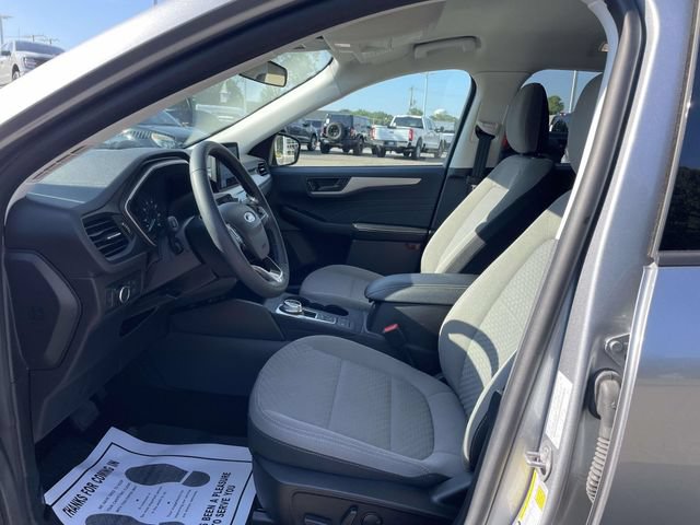 Certified 2022 Ford Escape SE w/ SE Sport Appearance Package FWD image 16