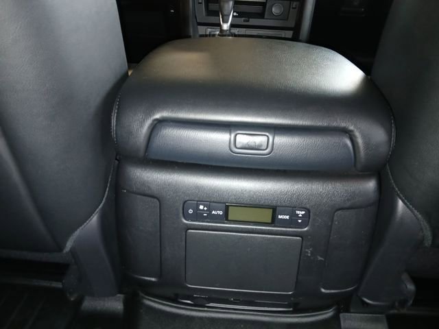 Used 2024 Nissan Armada SL w/ Captain's Chairs Package AWD/4WD image 45