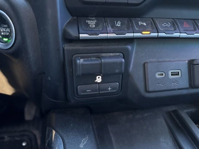 Used 2023 GMC Sierra 2500 Denali w/ Denali Black Diamond Edition image 29