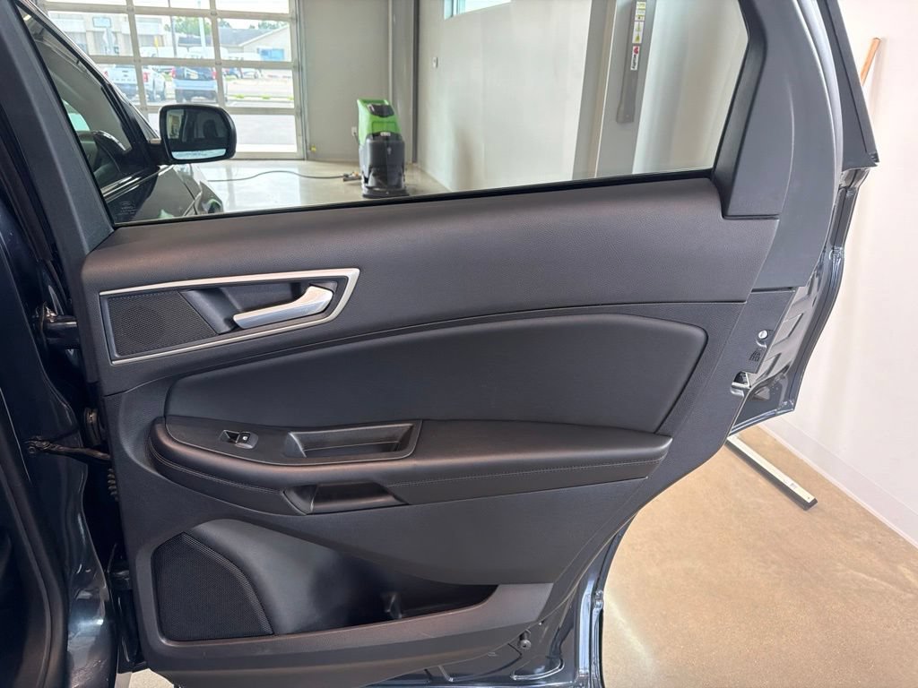 Certified 2024 Ford Edge SEL w/ Convenience Package AWD/4WD image 35