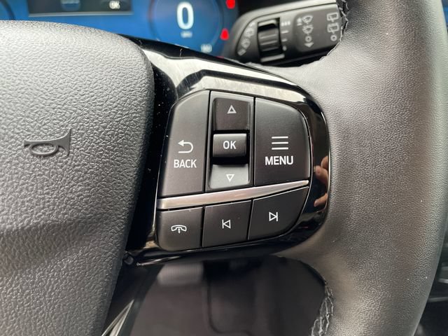Certified 2025 Ford Escape Platinum AWD/4WD image 35