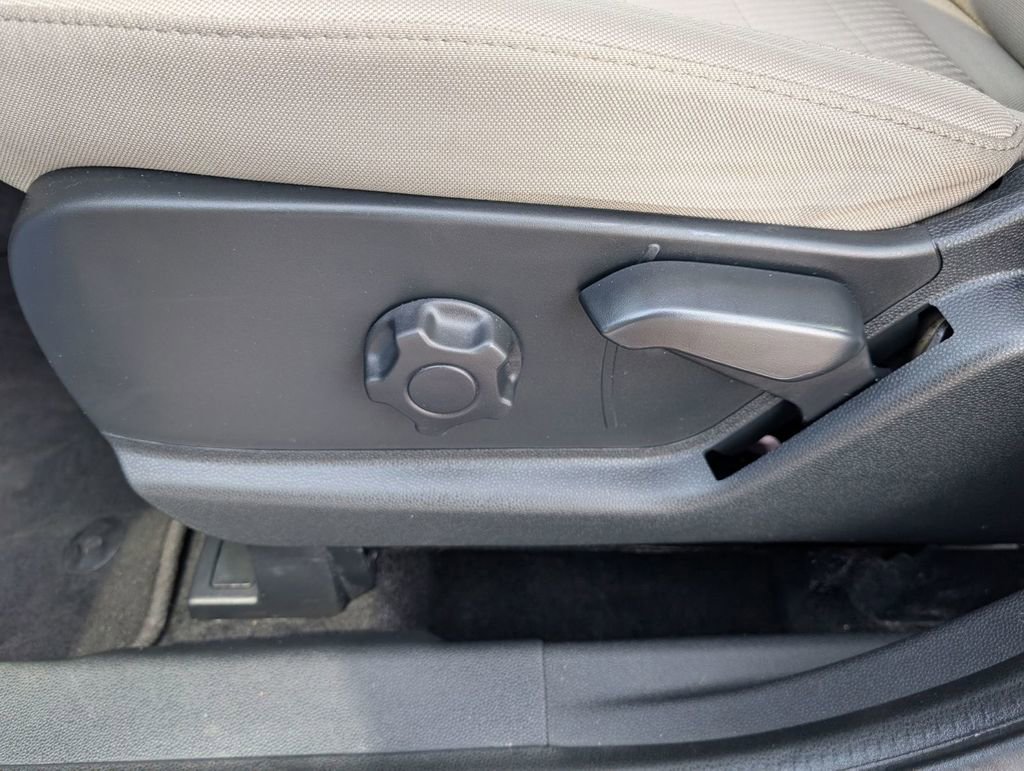 Certified 2021 Ford EcoSport S image 20