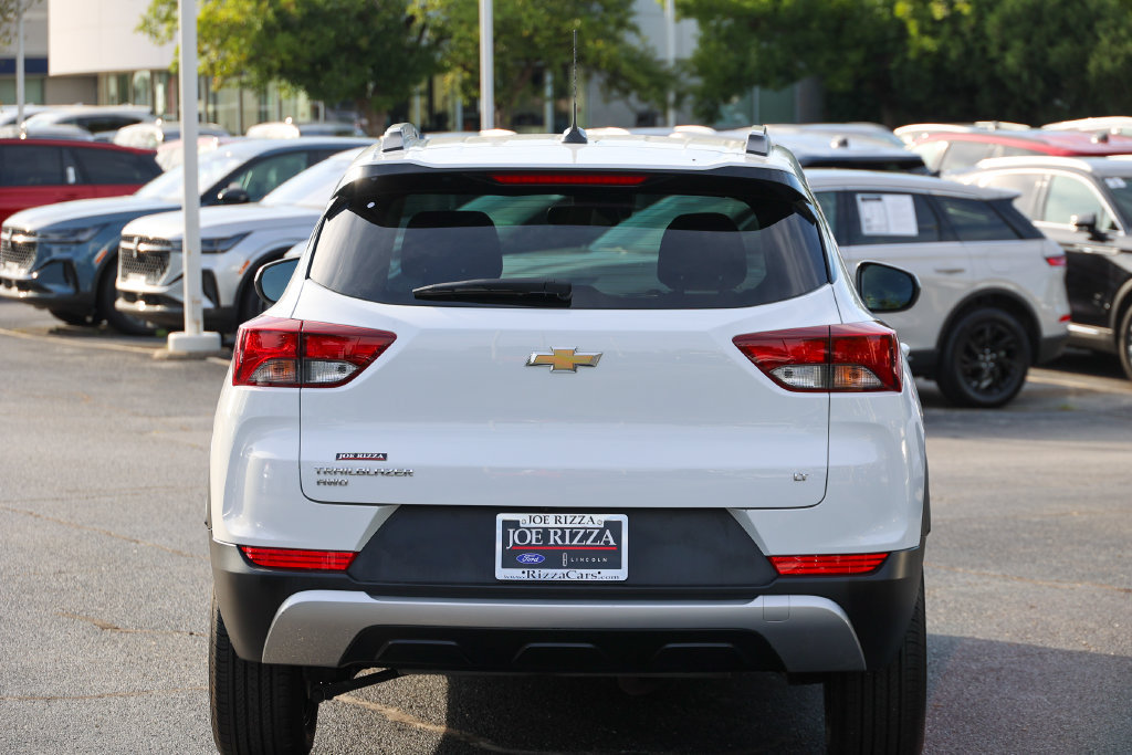 Used 2023 Chevrolet TrailBlazer LT w/ Convenience Package AWD/4WD image 22