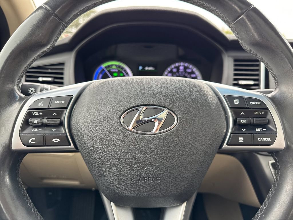 Used 2019 Hyundai Sonata Limited FWD image 21