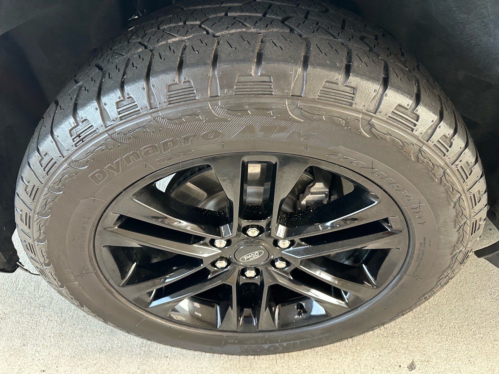 Certified 2024 Ford Expedition XLT RWD image 5