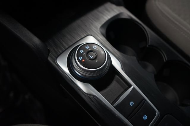 Certified 2022 Ford Escape SE w/ SE Sport Appearance Package image 25