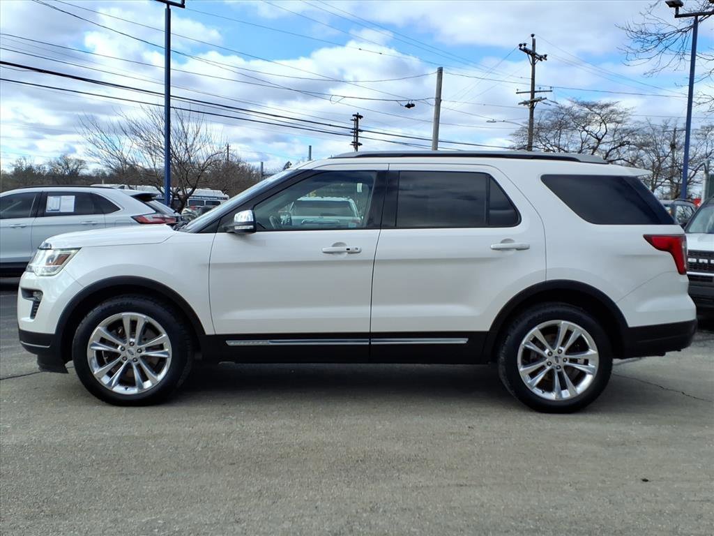 Certified 2019 Ford Explorer XLT w/ Equipment Group 202A image 2