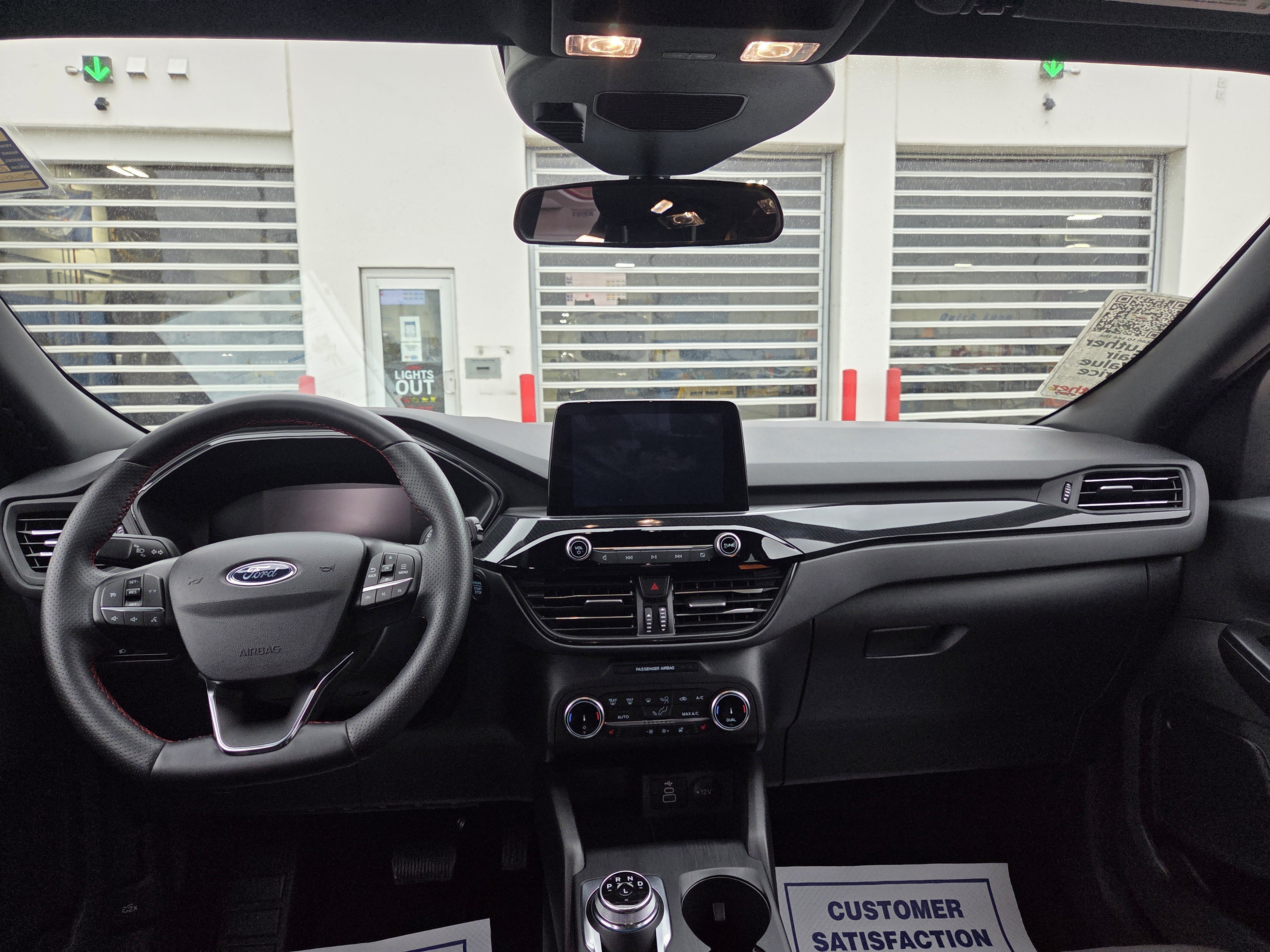 Certified 2025 Ford Escape ST-Line Select AWD/4WD image 13