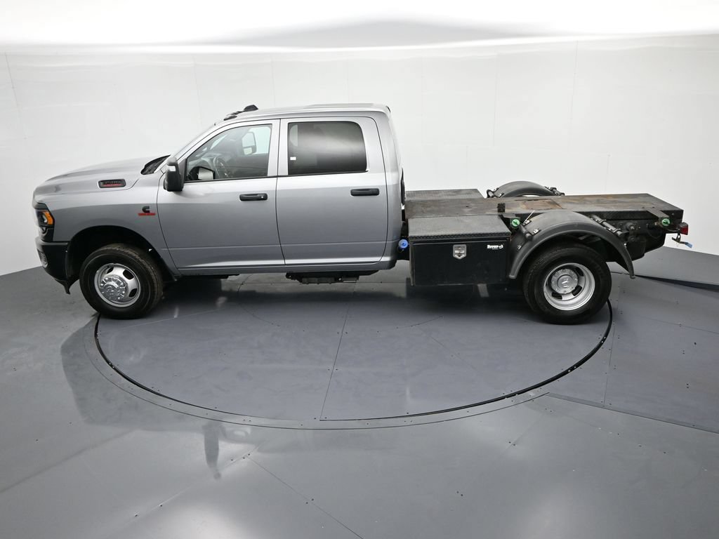 Used 2024 RAM 3500 Tradesman w/ Cold Weather Group RWD image 19