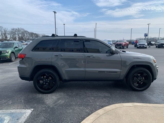 Used 2019 Jeep Grand Cherokee Laredo image 6