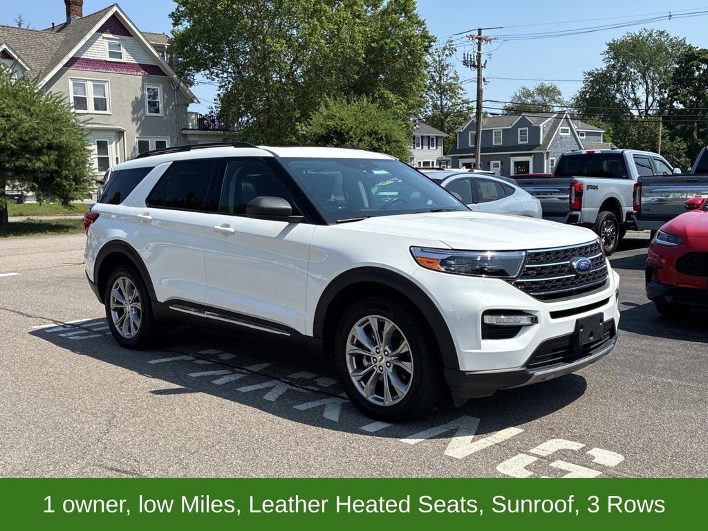 Certified 2023 Ford Explorer XLT w/ Equipment Group 202A AWD/4WD image 3